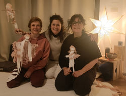 Ilaria Capacci, Andrea Carioni e Camille Sorel