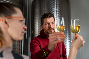 MalnderCider_2022-01_AgriMedia.si__Z6A1637_splet.jpg