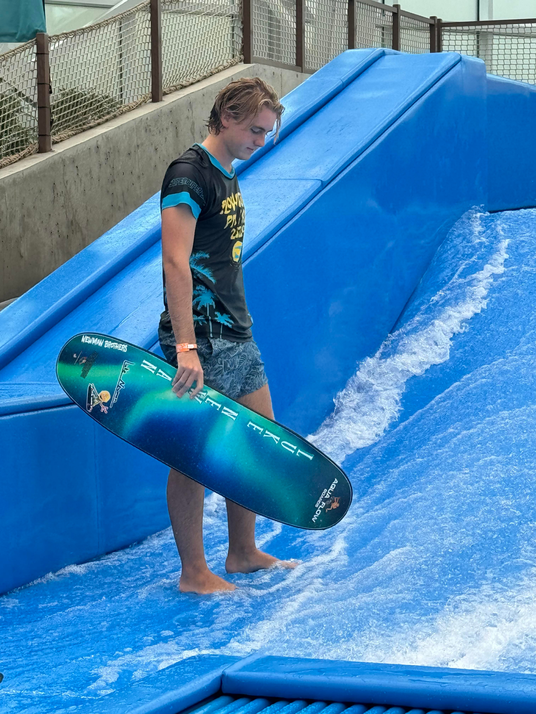 Luke Newman (pengasas)_edited.jpg