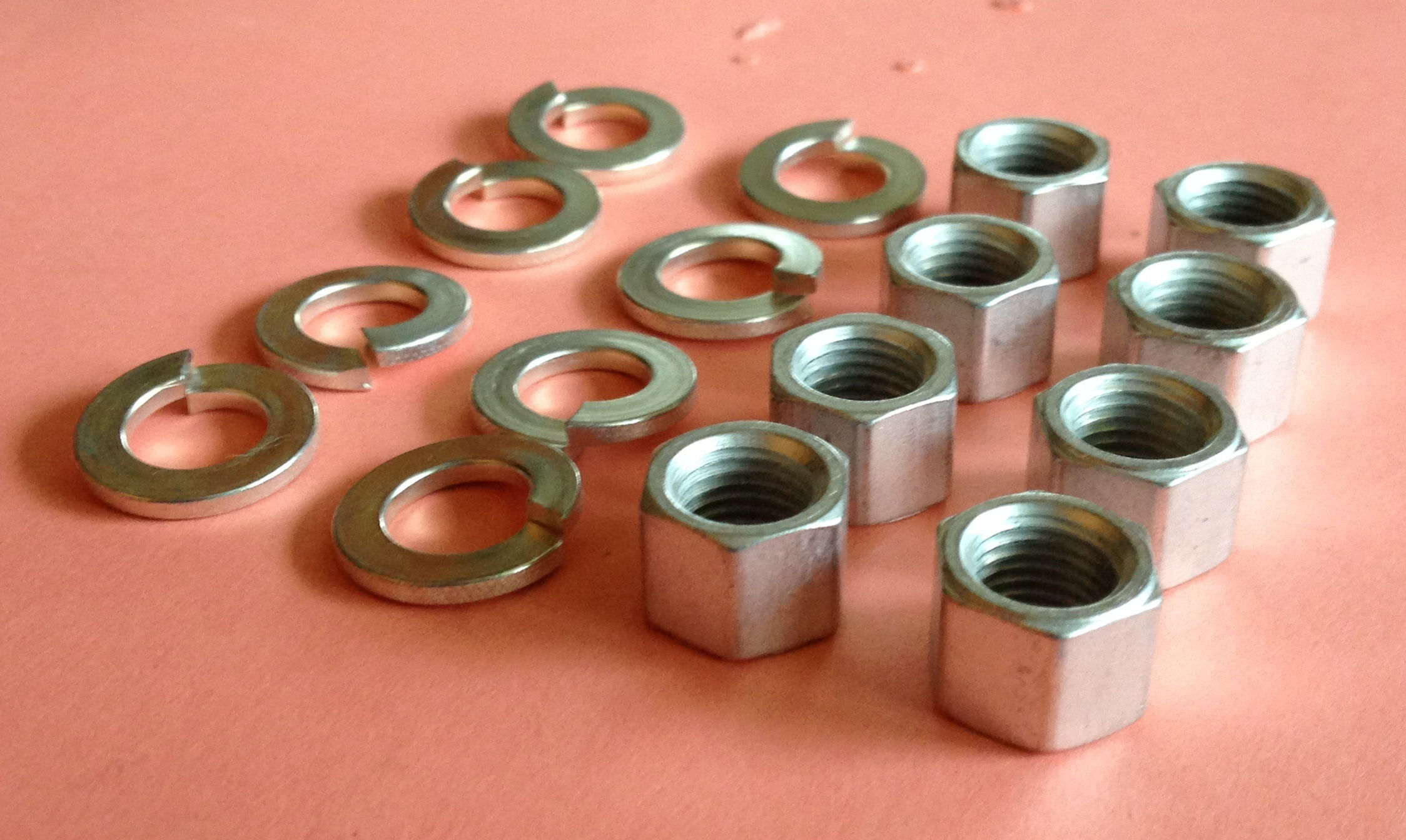 1936 to 1953 All Twins Chief 8-Cylinder Base Nuts and Lock Washers