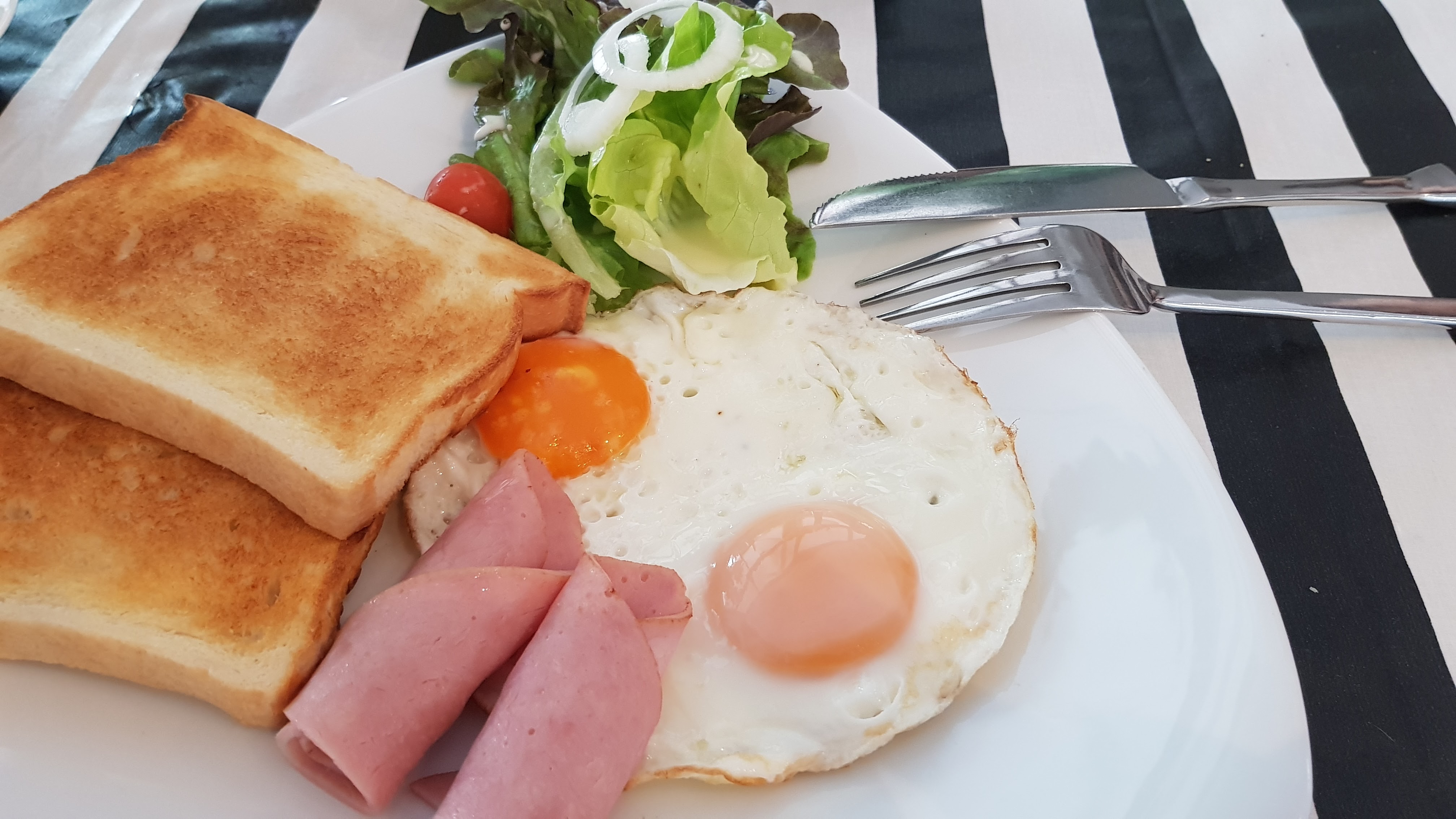 Breakfast A La Carte