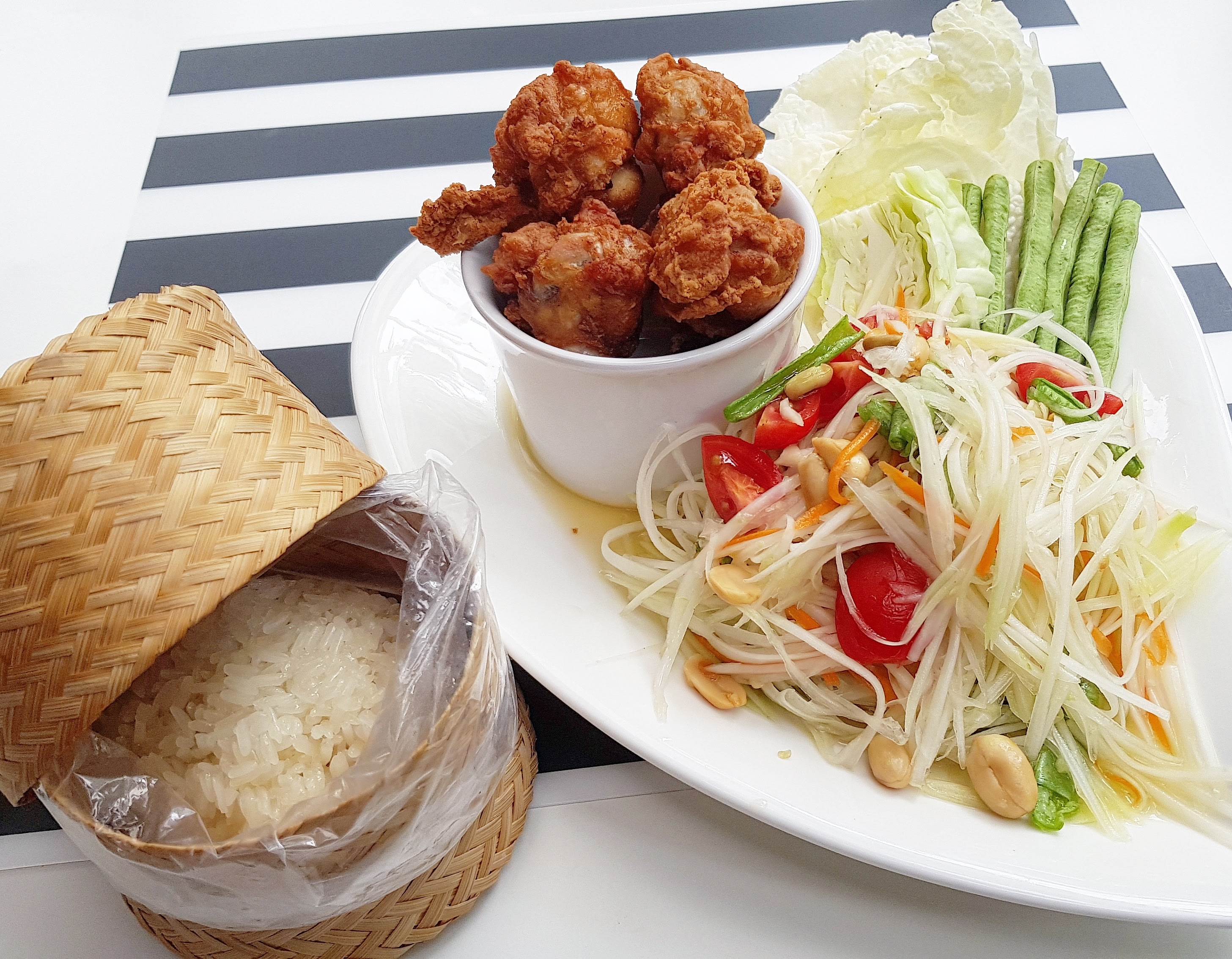 Som Tum and Sticky Rice