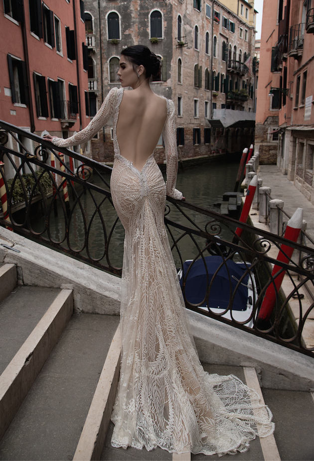 backless dress for wedding