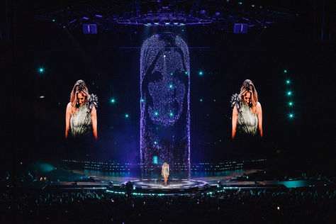 Behind the Scenes of Helene Fischer's Spectacle