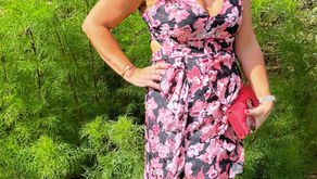 Lady in red hat