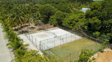 Área de lazer na Costa Dourada Village 4
