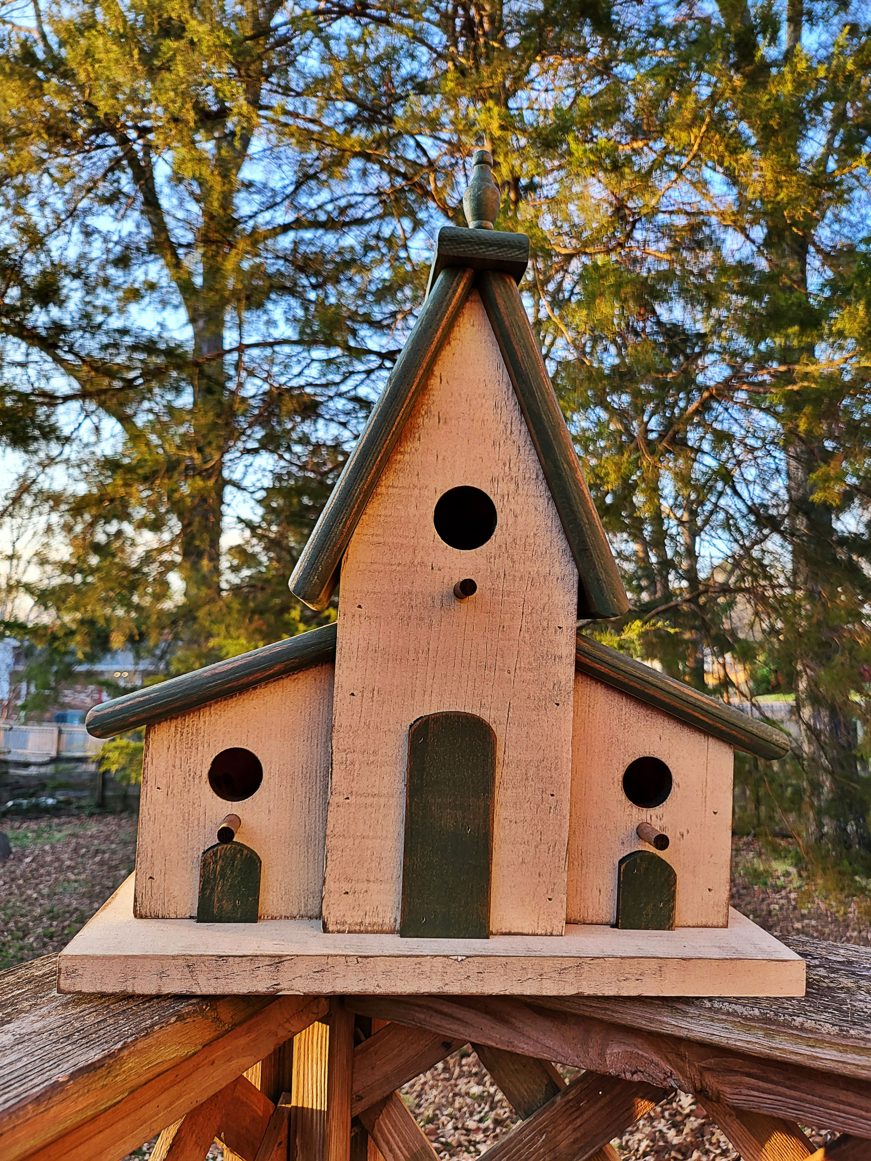 Leslie Birdhouse