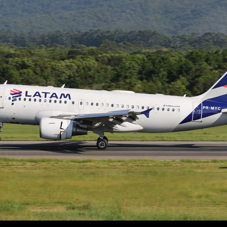 Está sendo devolvido um Airbus A319 que utilizou as cores da TAM; acompanhe