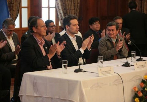 El 7 de febrero instalan mesa de diálogos con ELN