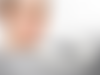 Ai pus fațete dentare universale din farmacie? Citește asta