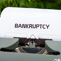 Bankruptcy faliment afiș cu font negru pe un fundal alb