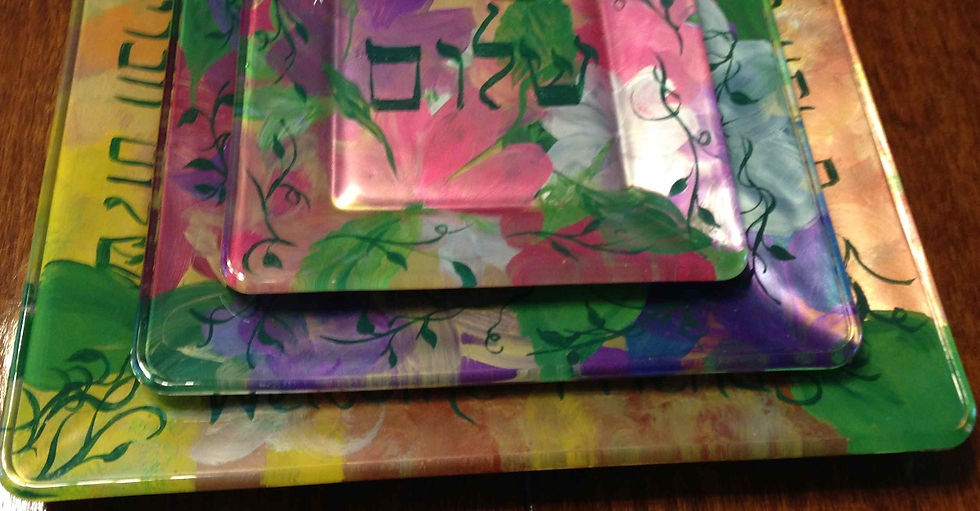 Decorative & Hosting