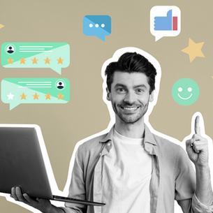 jeune-homme-ordinateur-avis-etoiles-like-commentaires-positifs
