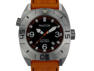 44mm vs 40mm Dive Watches: Which Size Fits Better?