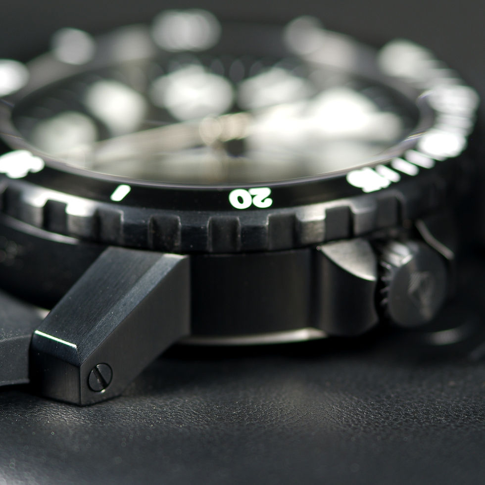 Thumbnail: pantor conch diving watch with crewn-down crown and back