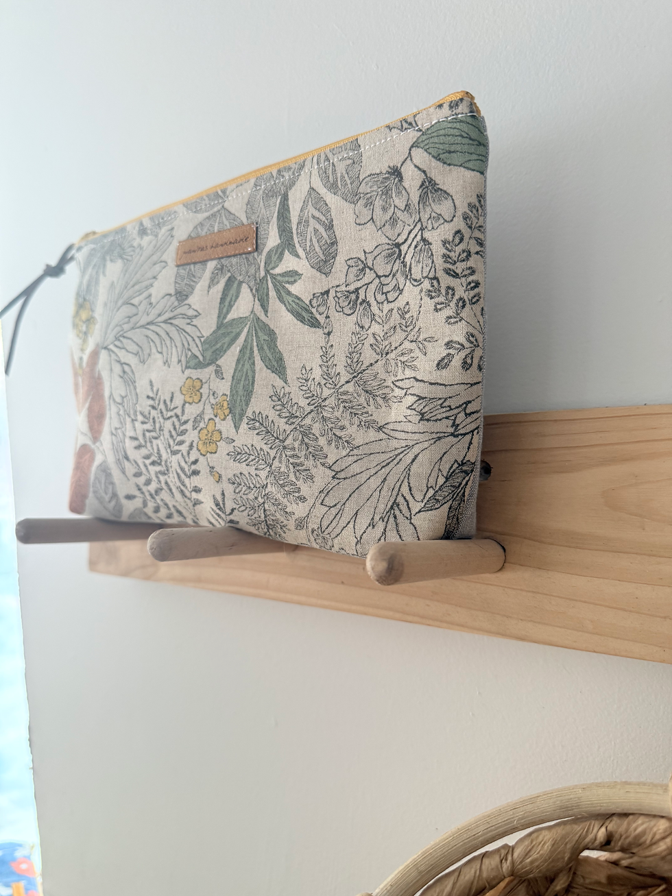 Thumbnail: Neutral Floral