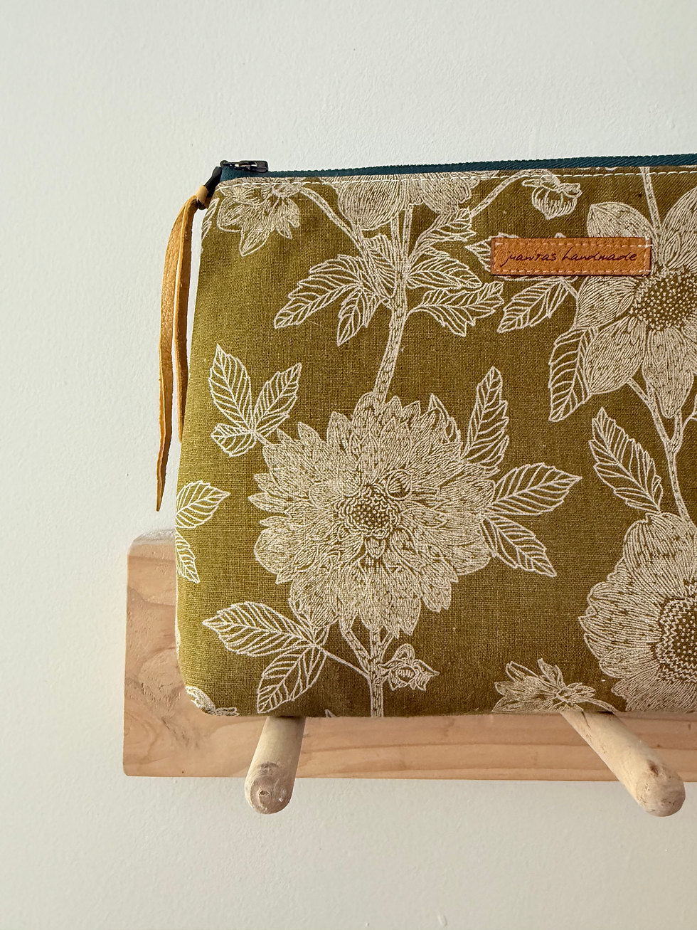 Thumbnail: Green Floral Clutch