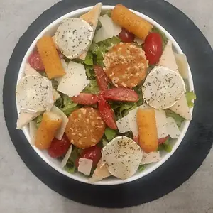 Salade Fromagère