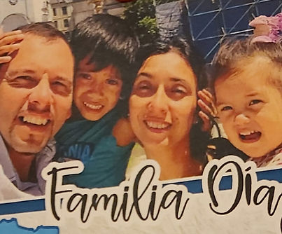 Flia Diaz.jpeg