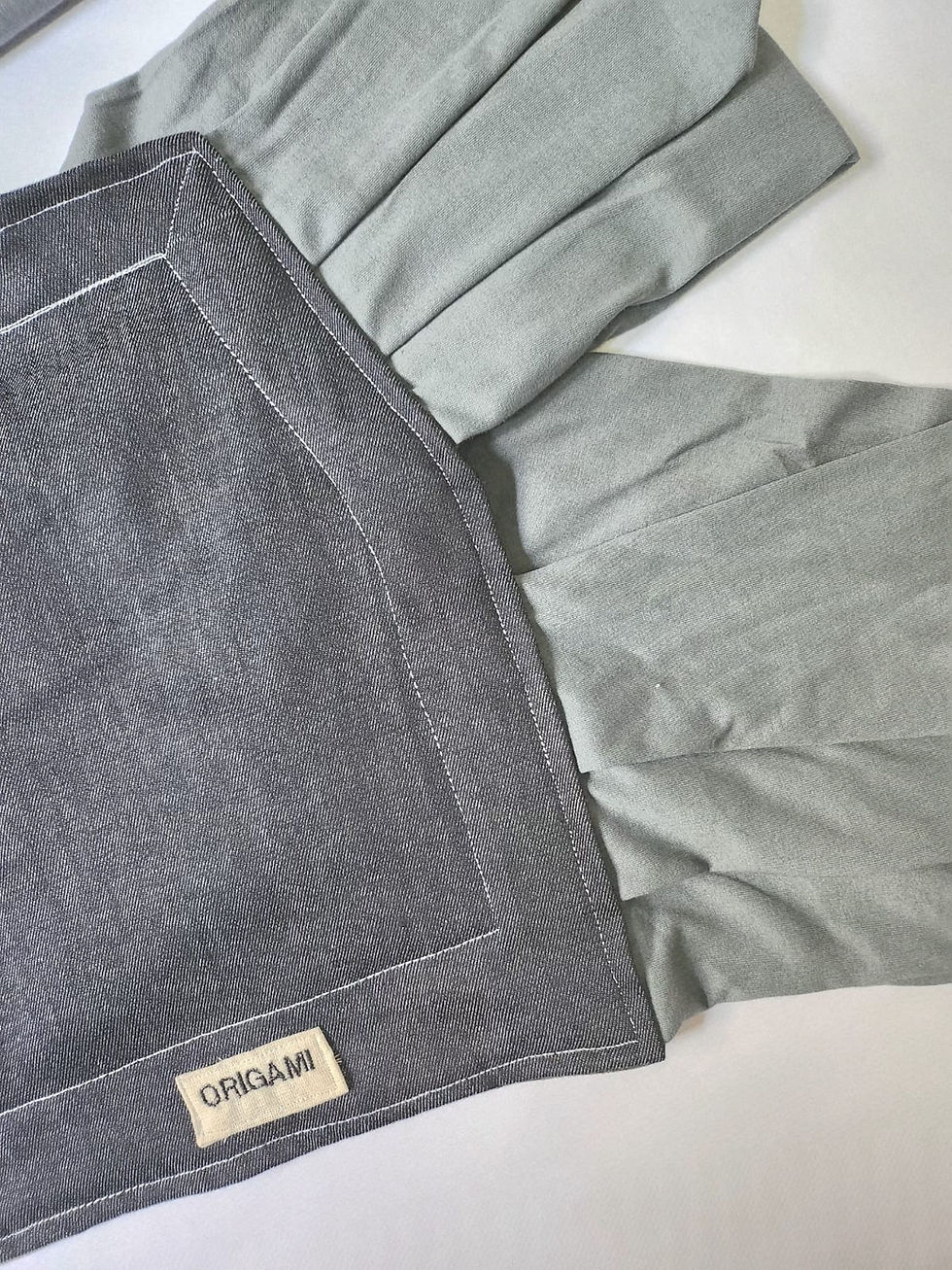 Miniatura: FULAR PREARMADO REMERA PORTABEBÉ ERGONOMICO ORIGAMI