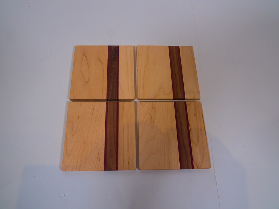 Thumbnail: Set Of 4 Wooden Coasters / Strip Pattern