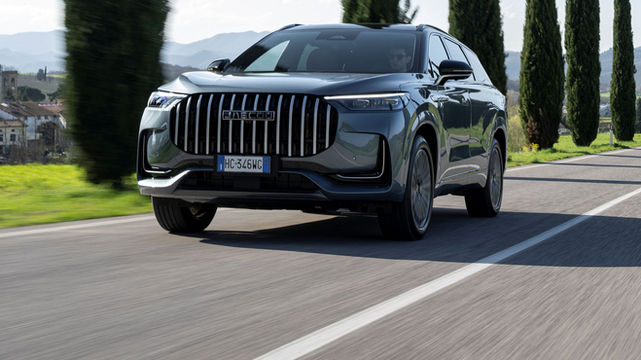 JAECOO J8 Plug-in Hybrid: il SUV che sfida il premium europeo