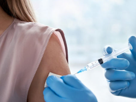 Effetti collaterali del vaccino Covid: attenzione se guidi