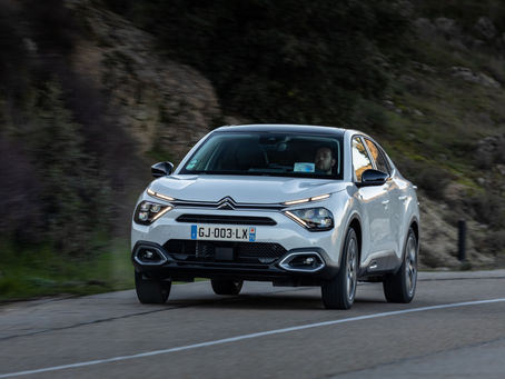 Citroën ë-C4 e ë-C4 X: Fino a 420 km
