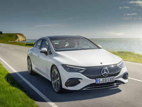 Mercedes EQE: la berlina business elettrica con 660 km di autonomia