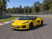Corvette E-Ray, l’ibrido che non tradisce il V8