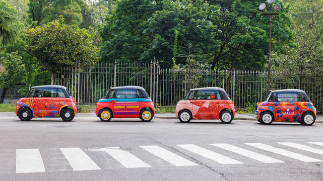 Fiat Topolino Gallo debutta alla Milano Design Week tra stile e colore