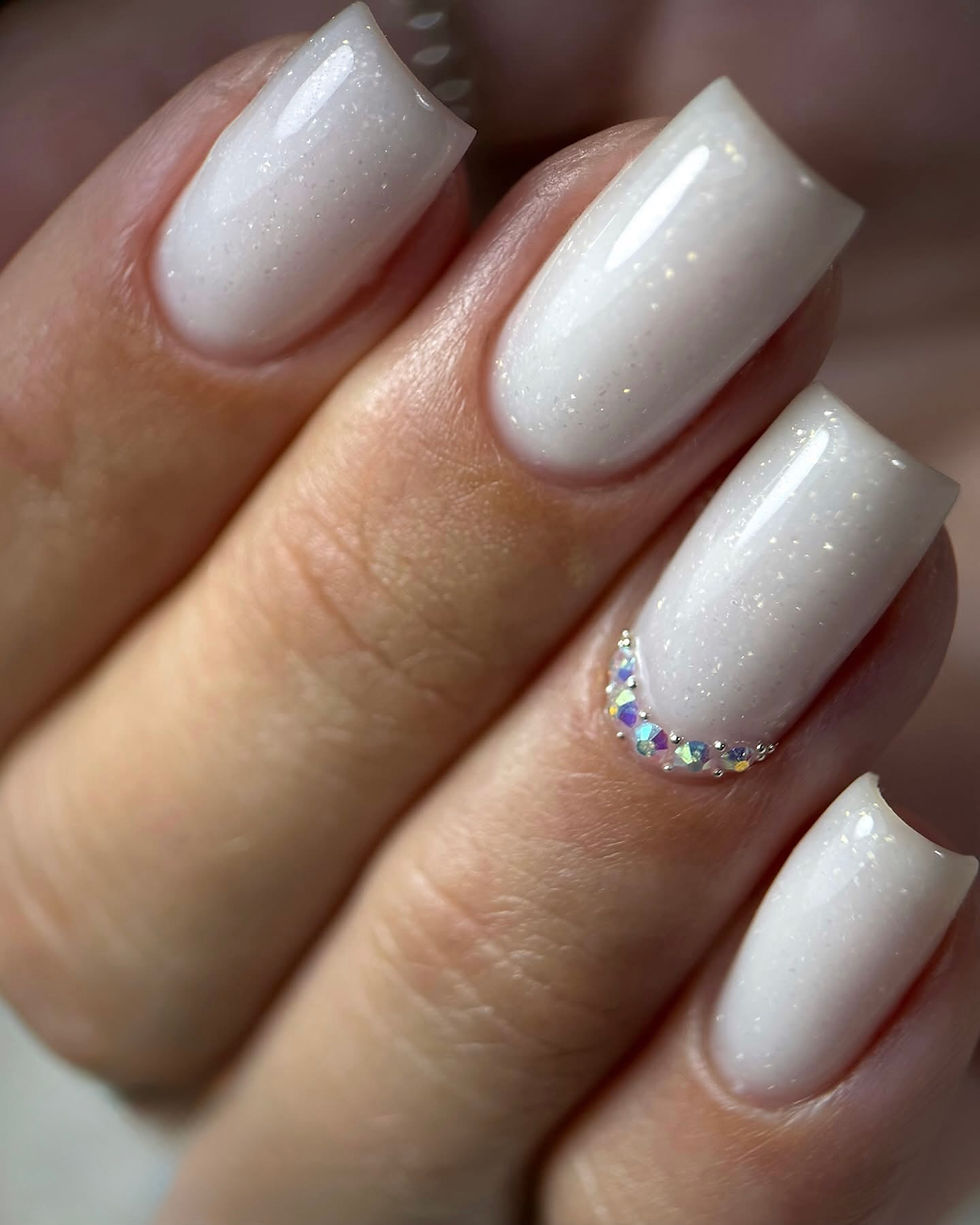 Rubber Base Shimmer White swipe