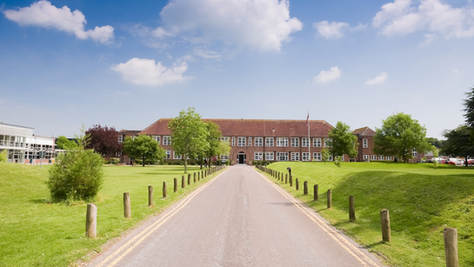 Anita na střední škole Brockenhurst College v Anglii