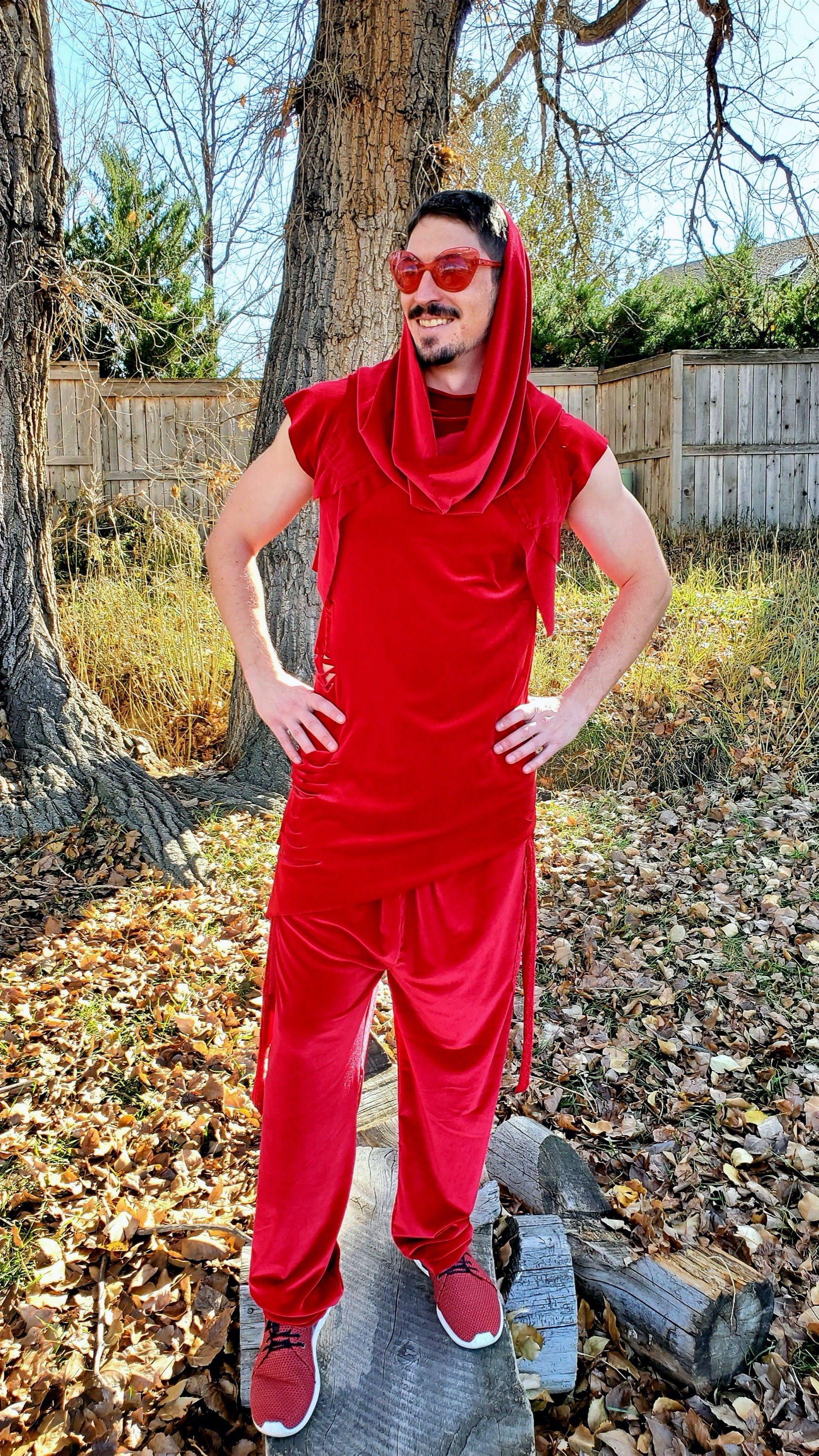 Lovin' Red Velvet NinGene Trousers Set