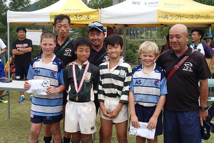 4df2bc_43130ae877664ead8e3e9151e1c8b18a~mv2_d_2048_1366_s_2 copy.jpg