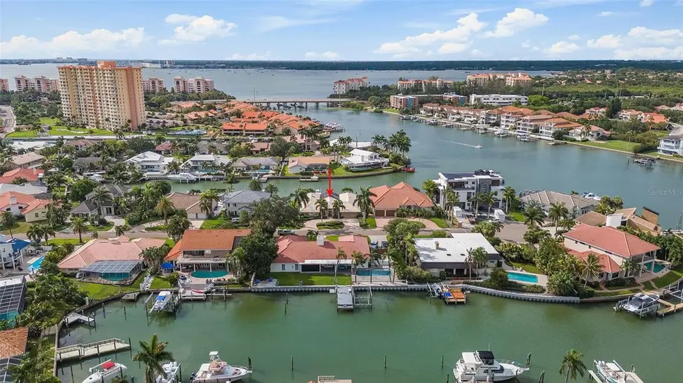 404a8fd367054b9ed13ceede11177659l-m2892880443rd-w2048_h1536