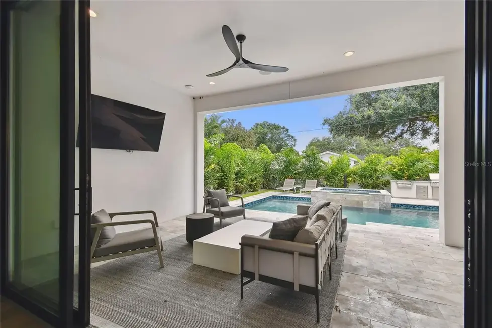 daeb40c560a184a940f14234ee6a8a74l-m2281249760rd-w1280_h960