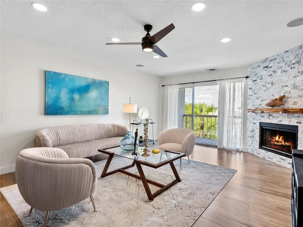 f11f39d2fbb9c7a68cef5e77a0f4392fl-m214470685rd-w1280_h960