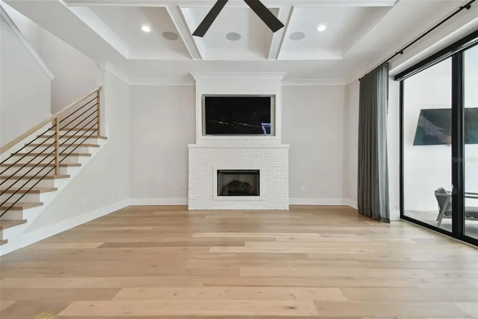 daeb40c560a184a940f14234ee6a8a74l-m2857989458rd-w1280_h960