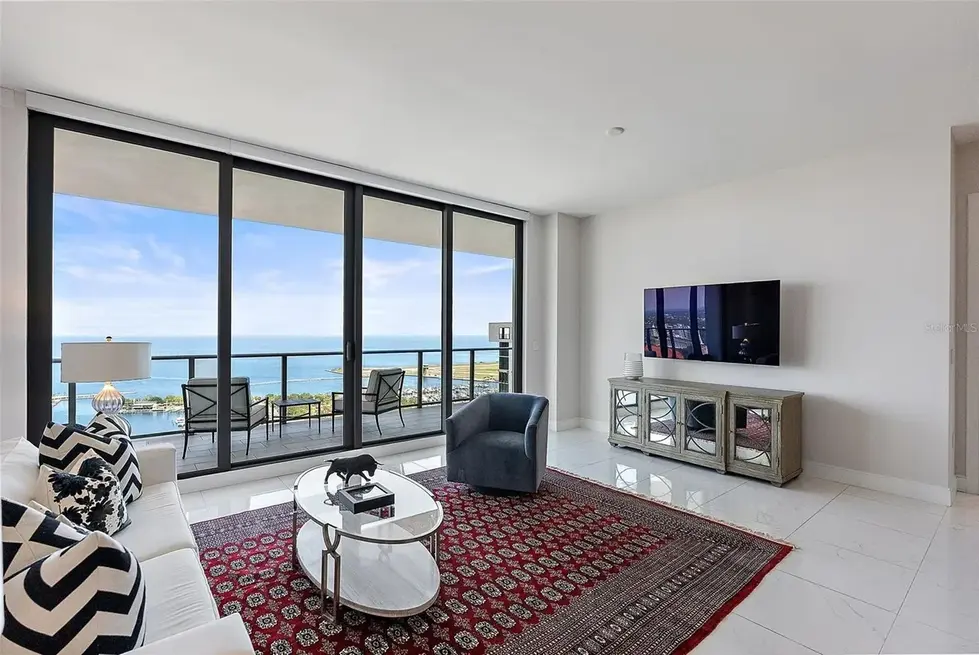 c98fd8b9f3a35f8d9909a1a7249fe5e9l-m3544230554rd-w1280_h960