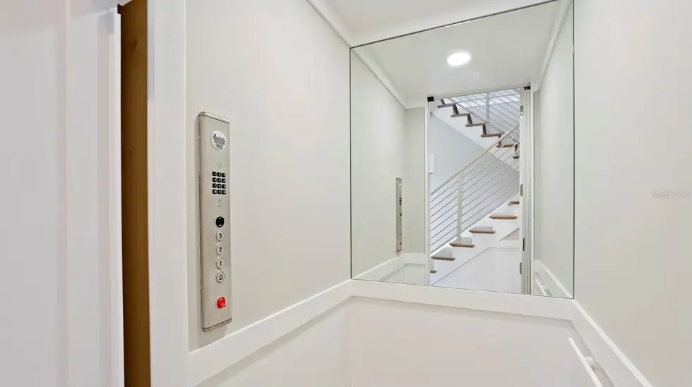 8295e77efe24b0289a75c02c2b242057l-m4134999787rd-w1280_h960