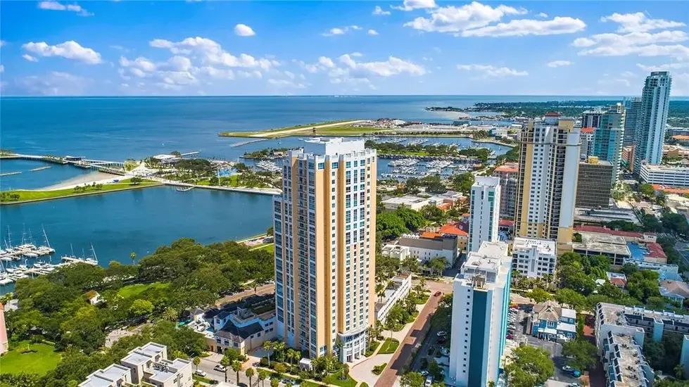 dcb540038360791c5d3fcd796fc0c1dal-m3621366652rd-w2048_h1536