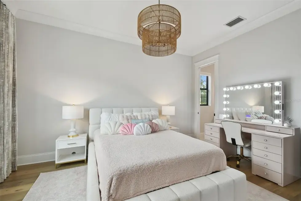 daeb40c560a184a940f14234ee6a8a74l-m2060629295rd-w1280_h960