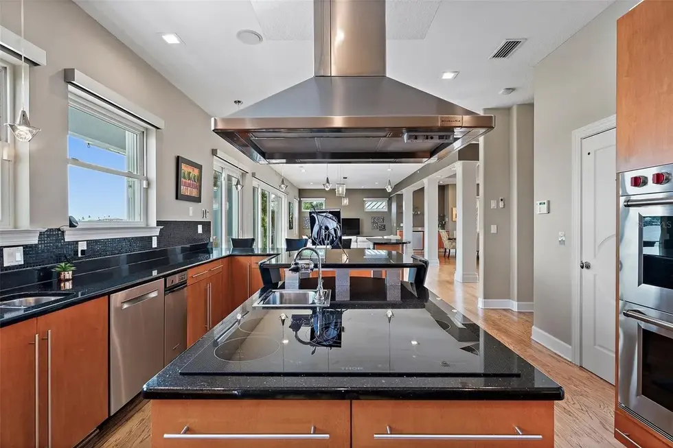 c604adfc12431d706691e0cec03921b4l-m1186849109rd-w1280_h960