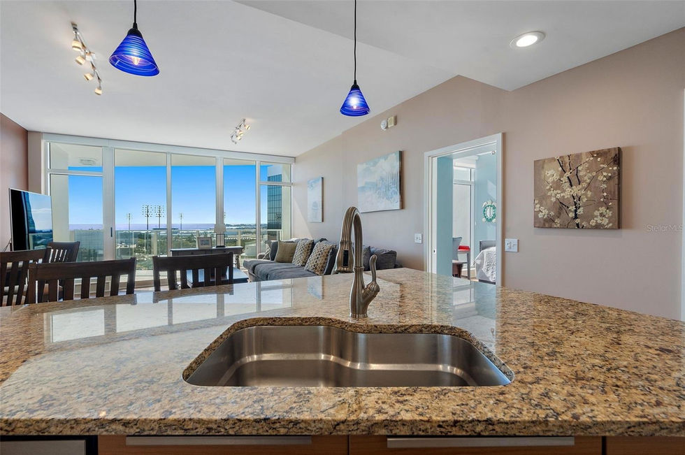 signature-place-tower-saint-petersburg-fl-unit-1005-14