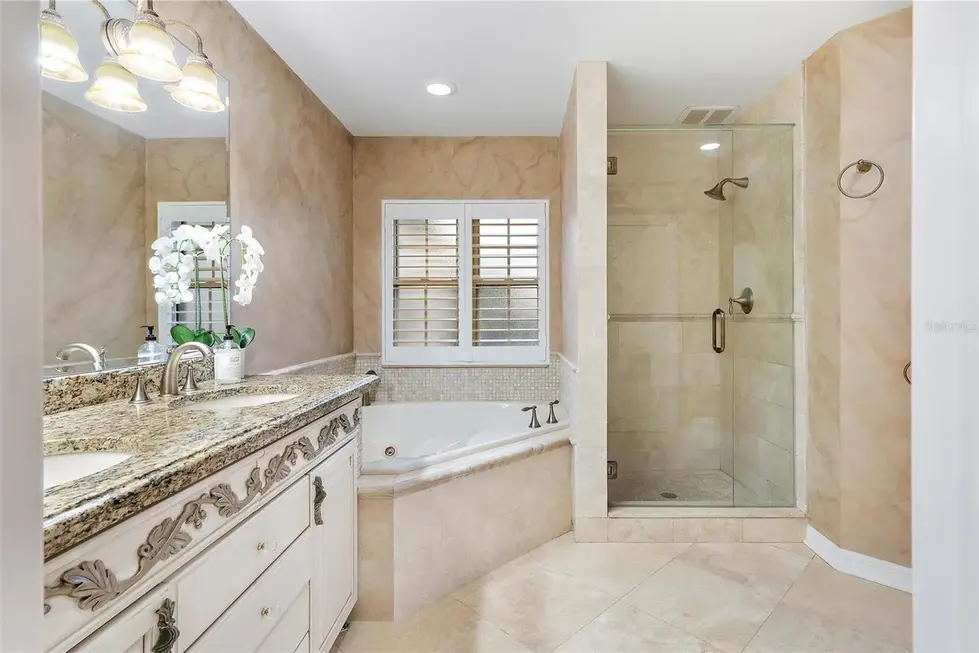 33e2d853cea7e09f3175fc74487d8908l-m236651758rd-w1280_h960