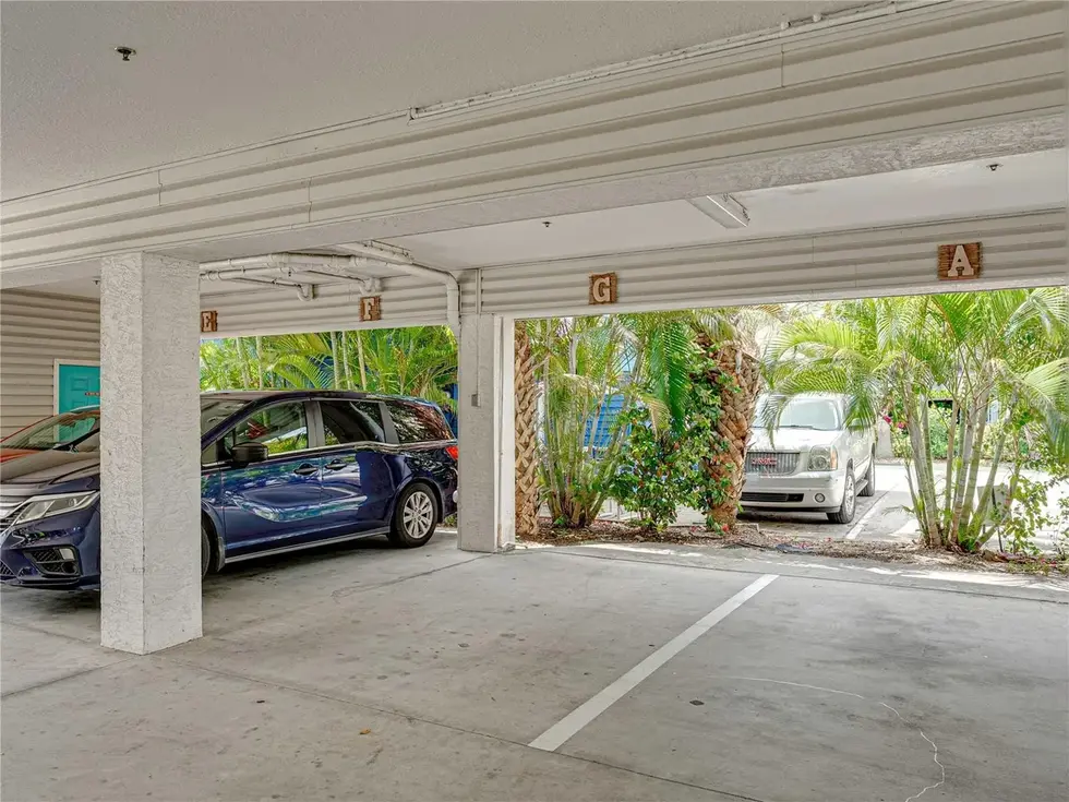 ffc0af3cbe099dac2cb3b1427a8d5bbbl-m2495102078rd-w1280_h960-1