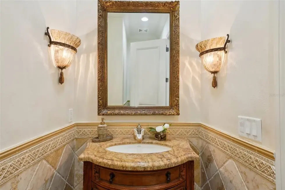 433fea6bc89d5d864a3f7b3f506eeb3dl-m4096126391rd-w1280_h960