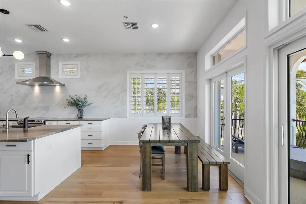 b24a5e2d645be3b2186b08611b6195b3l-b3400887528rd-w2048_h1536