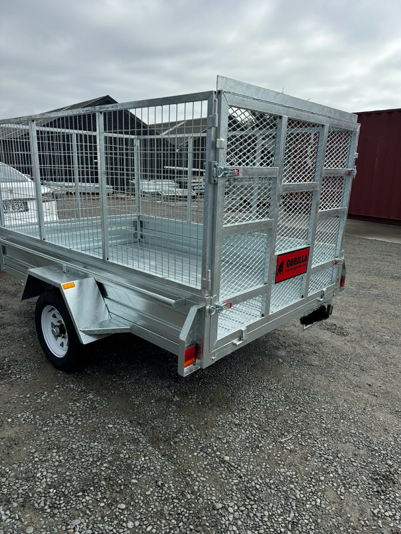 8x5 Tipping Trailer With 1200 Ramp and 900mm Cage
